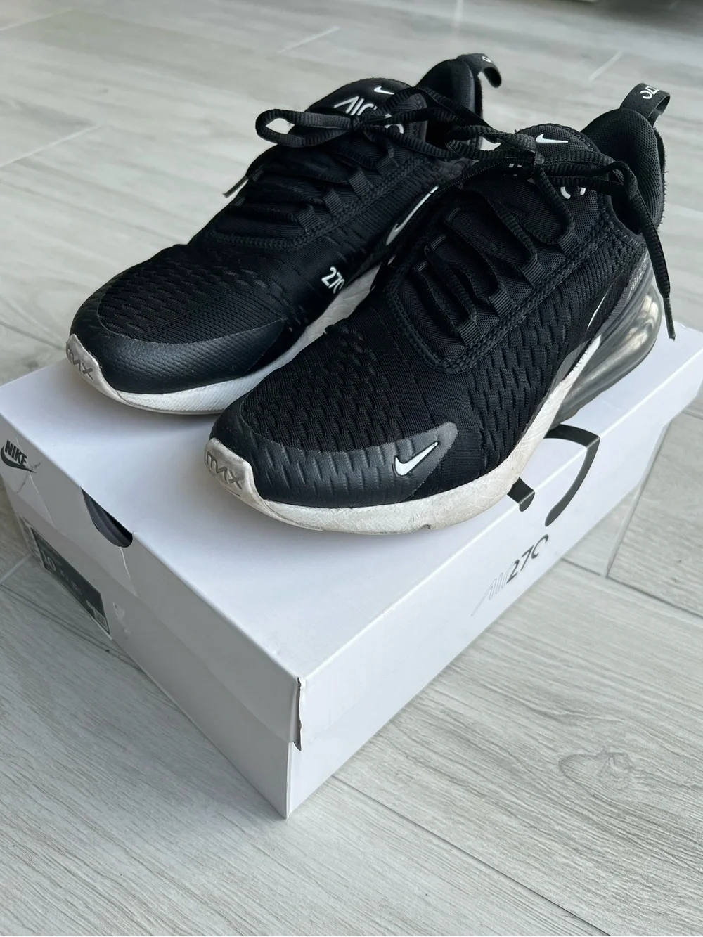 Nike Air Max 270 Sneaker